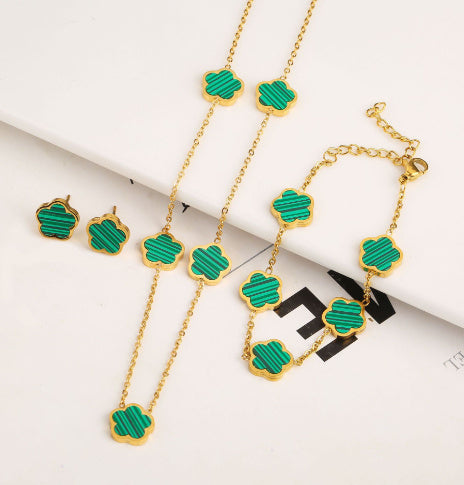 Brand Gold Bracelet Elite Floral Green Drop Gum Motif
