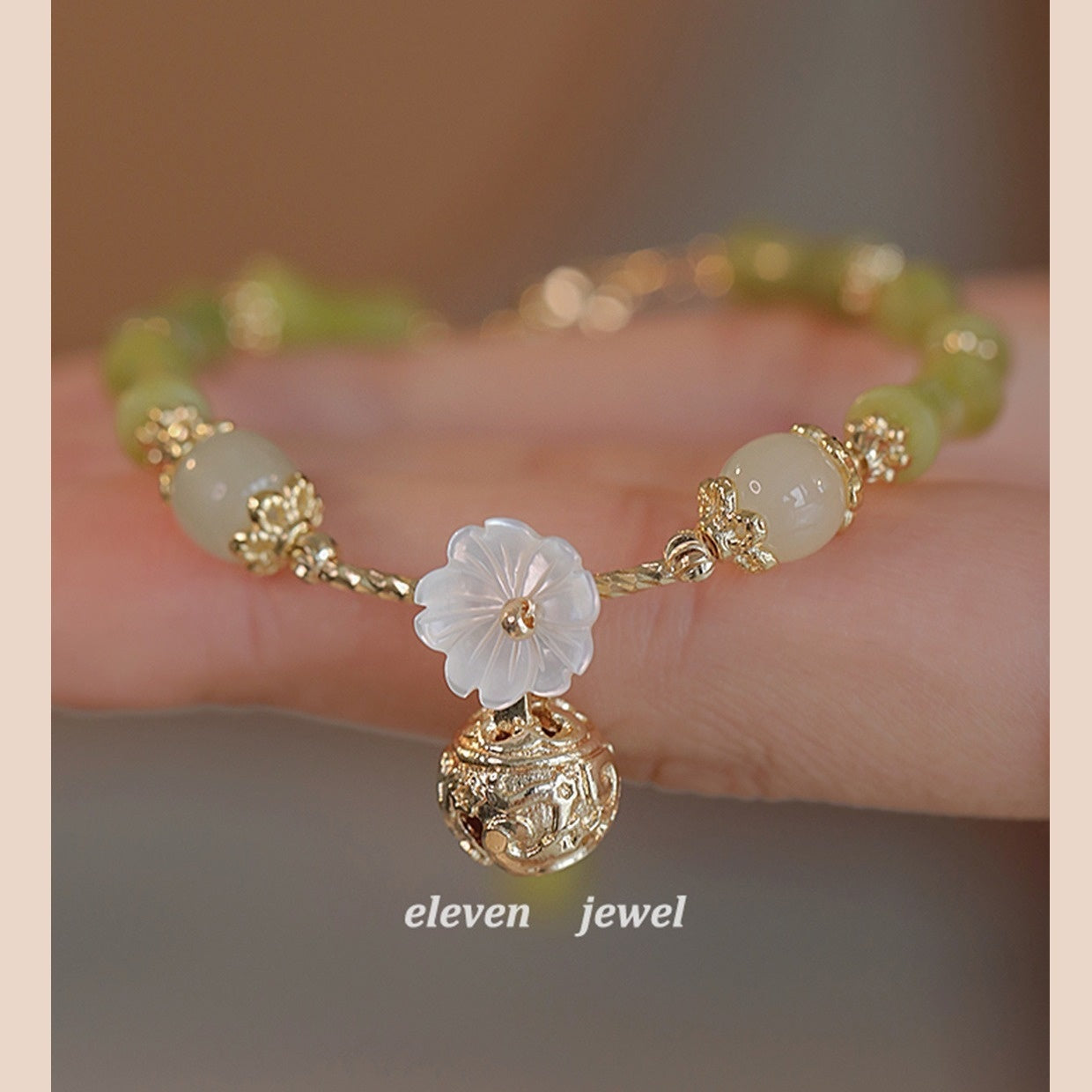 Olivine Bamboo Bell Bracelet Light Luxury Exclusive