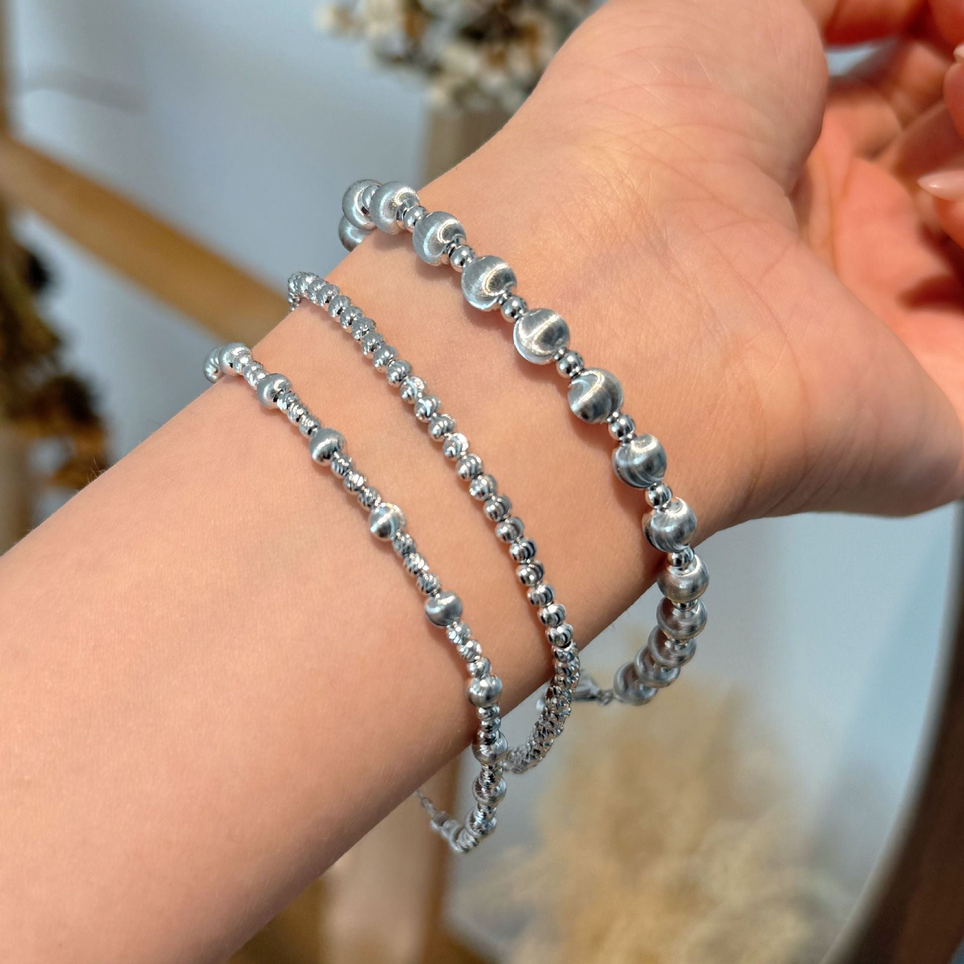 925 Sterling Silver Carven Design Cat's Eye Brushed Ball Bracelet