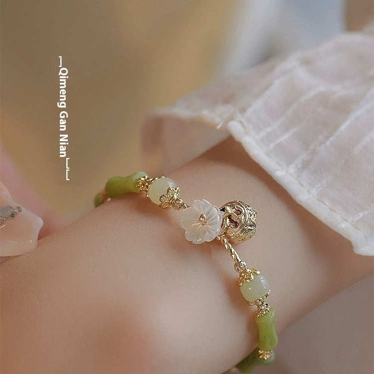 Olivine Bamboo Bell Bracelet Light Luxury Exclusive