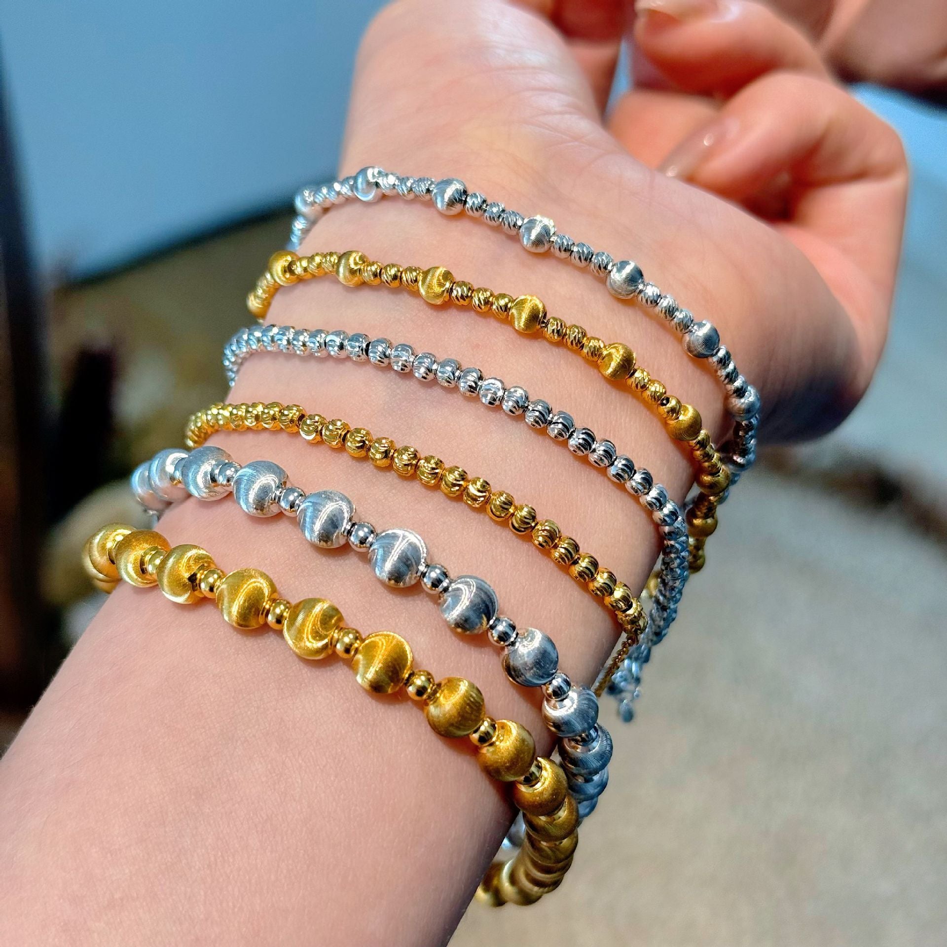 925 Sterling Silver Carven Design Cat's Eye Brushed Ball Bracelet