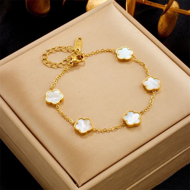 Brand Gold Bracelet Elite Floral Green Drop Gum Motif